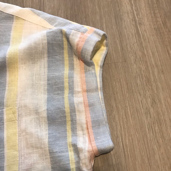 🌿 Francescas Harper Spring Stripe Button Down 🌿 - Picture 3 of 7